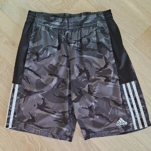 Adidas Youth Boy's Grey Camo Shorts - XL